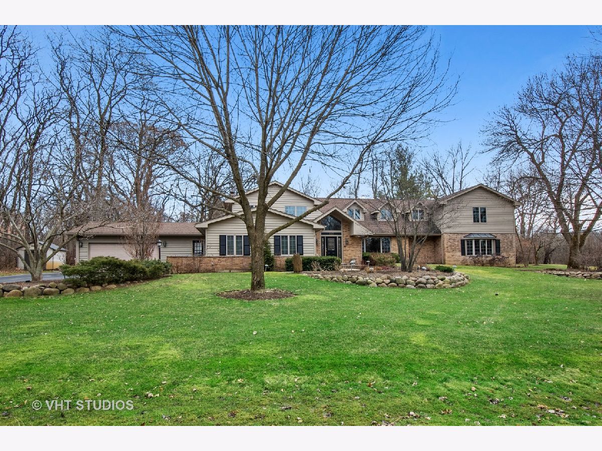 Homes Sold Deer Lake Barrington Illinois, 123 Joan