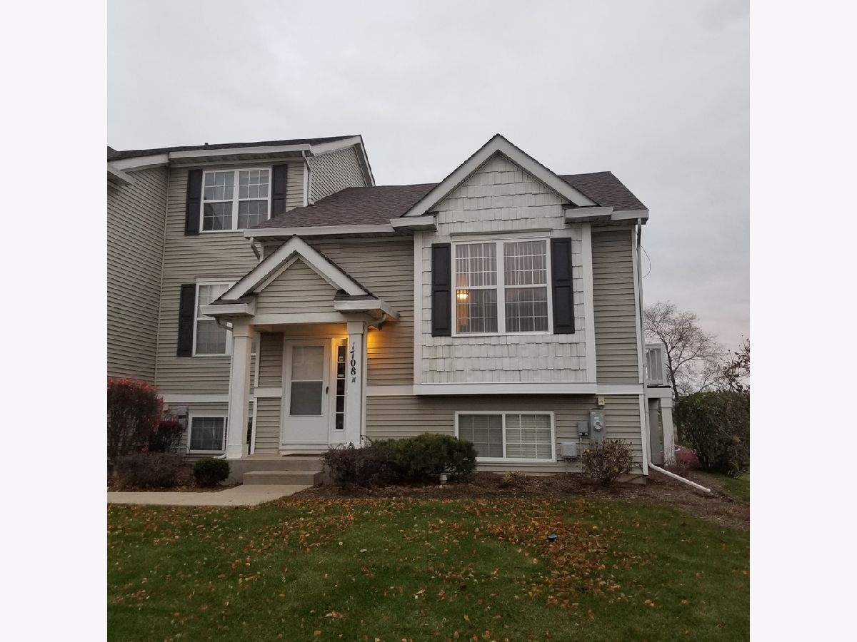 Homes & Townhomes & Condos Rented Kipling Estates Shorewood Illinois, 1708 Fieldstone