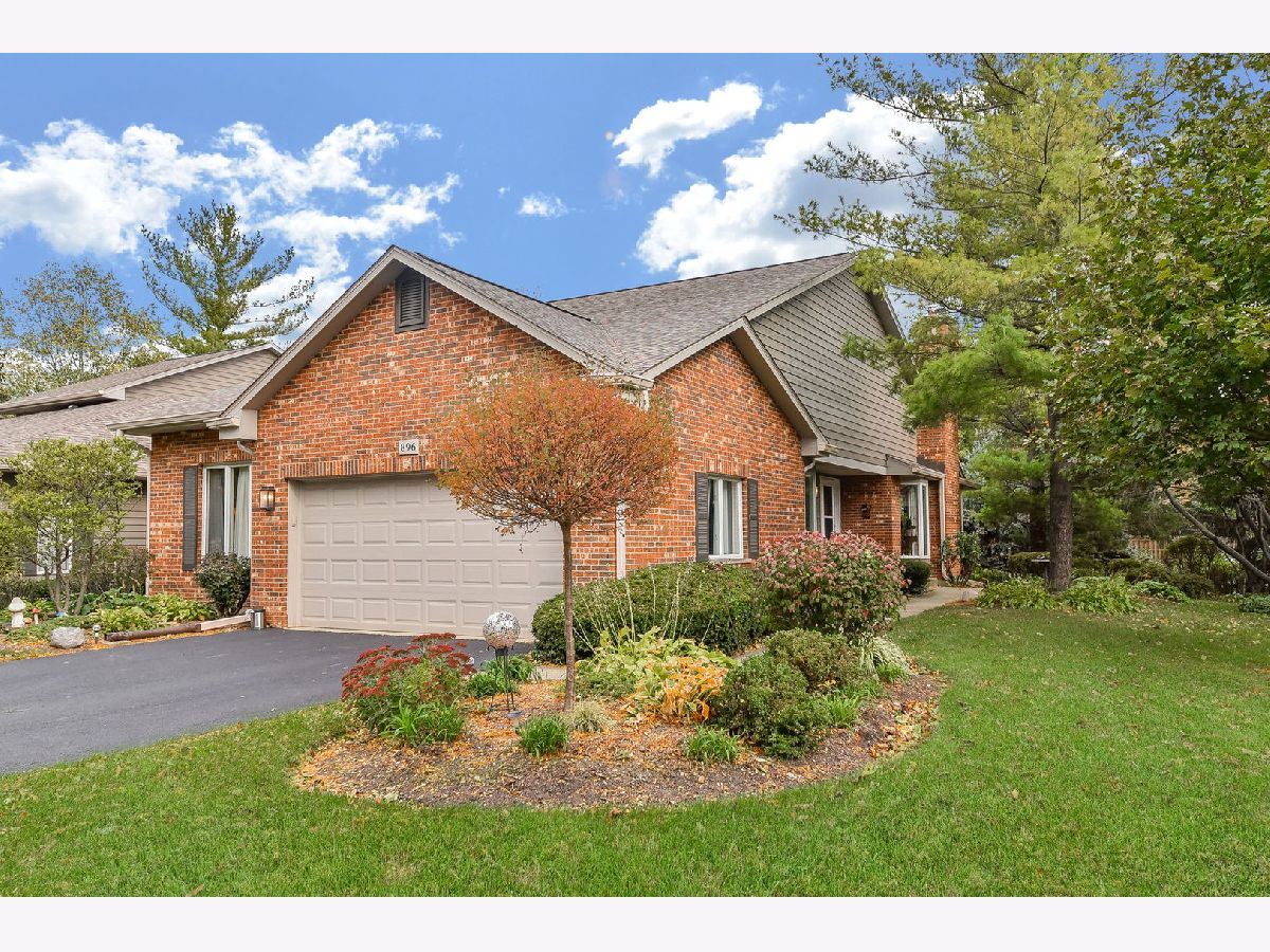 Townhomes Sold Saddlewood Glen Ellyn Illinois, 896 Saddlewood