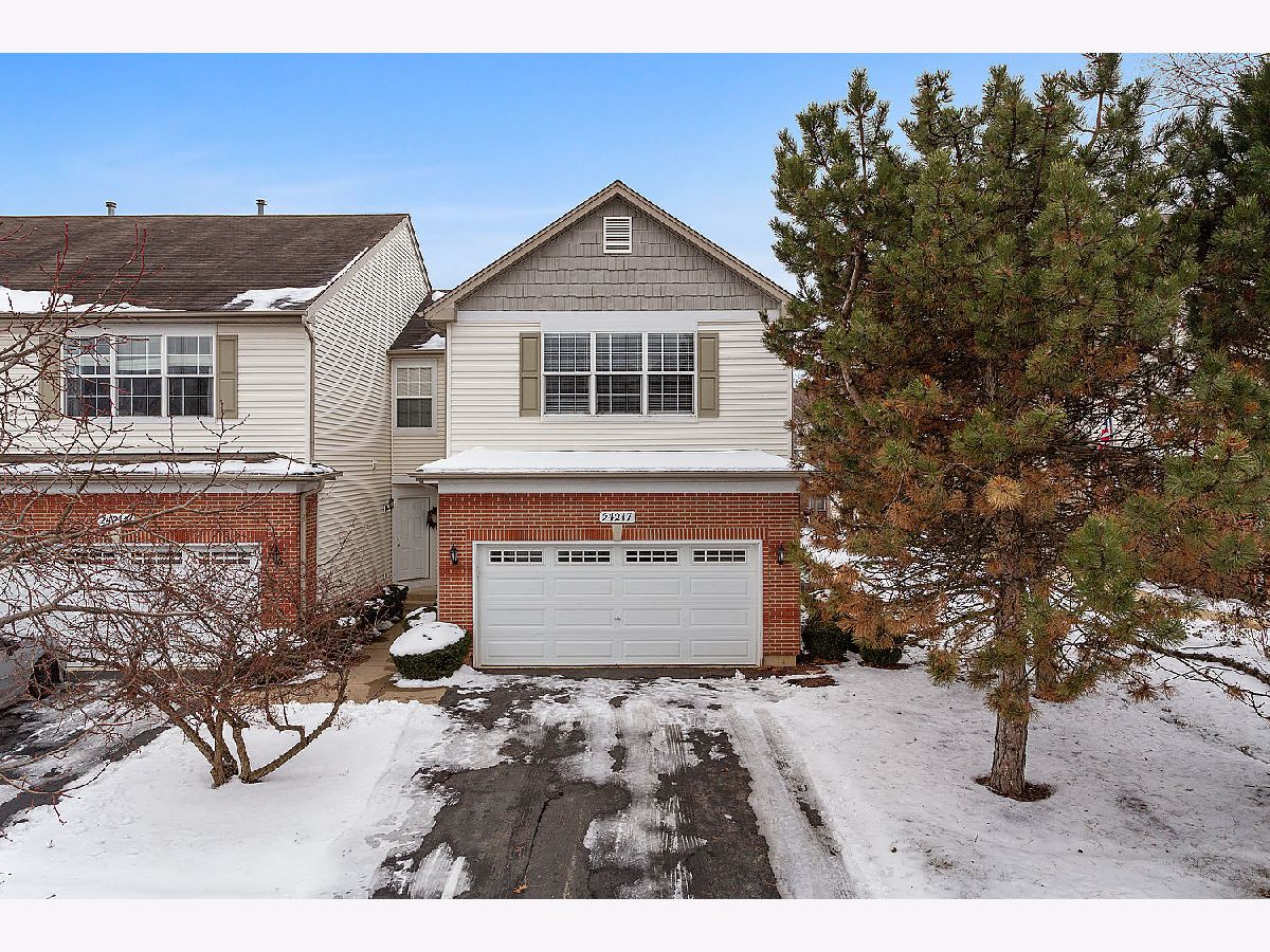 Townhomes & Condos Sold Walnut Creek Plainfield Illinois, 24217 Walnut