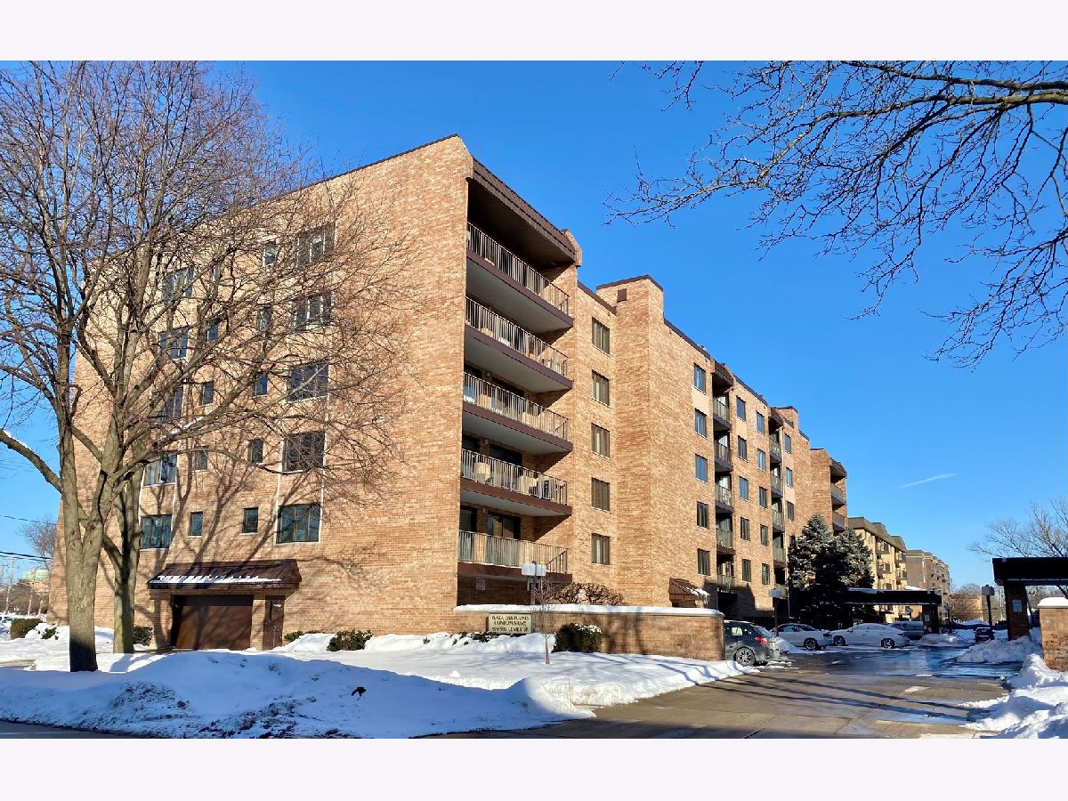Condominiums Sold Plaza Des Plaines Des Plaines Illinois, 901 Center