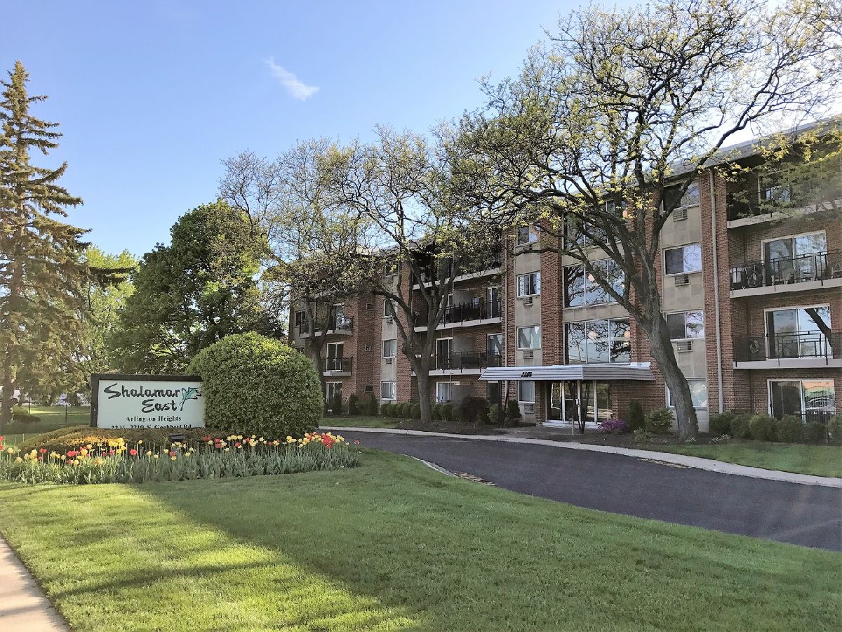 Condominiums Rented Shalamar Arlington Heights Illinois, 2206 Goebbert