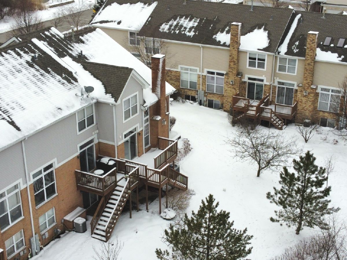 Townhomes Sold Cloisters Schaumburg Illinois, 366 Lunt
