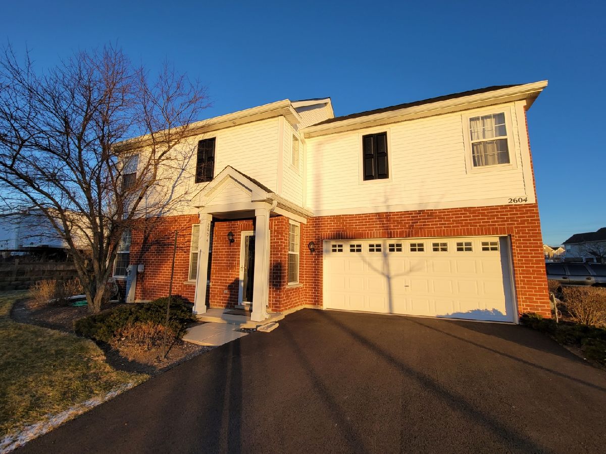 Townhomes Rented Millbrook At Canterbury Algonquin Illinois, 2604 Williamsburg