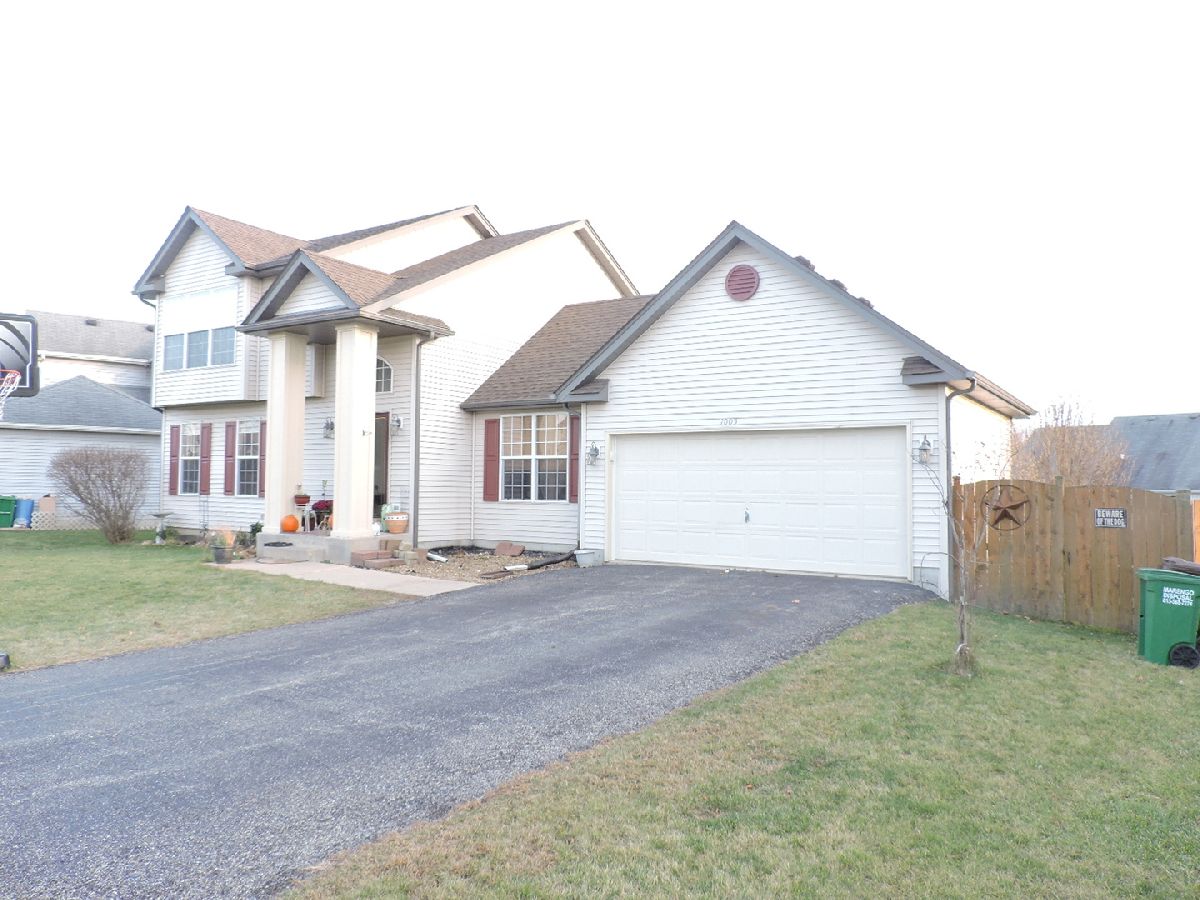 Homes Sold Park Pointe Harvard Illinois, 1005 Shawnee