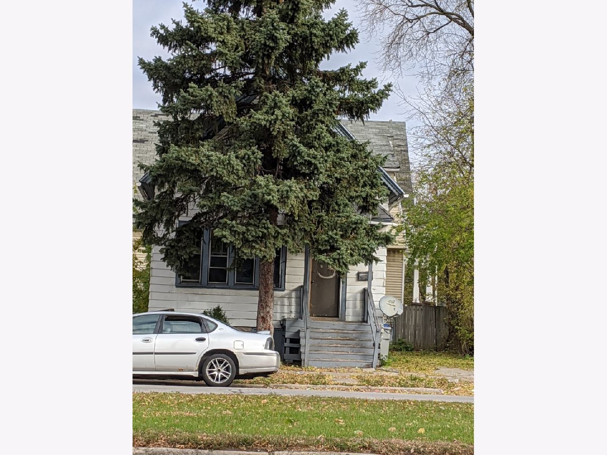  Rented Milwaukee Wisconsin, 610 Locust