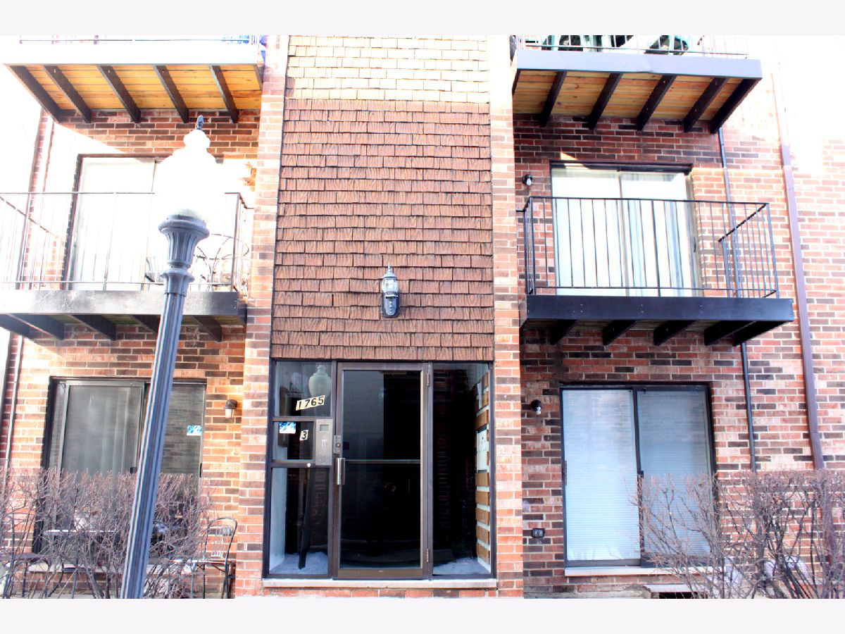 Condominiums Sold Cinnamon Cove Mount Prospect Illinois, 1765 Algonquin