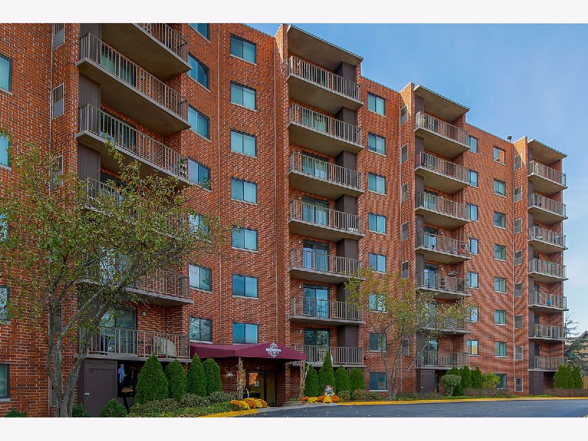 One Bloomingdale Place Bloomingdale IL, Condominiums For Sale & For