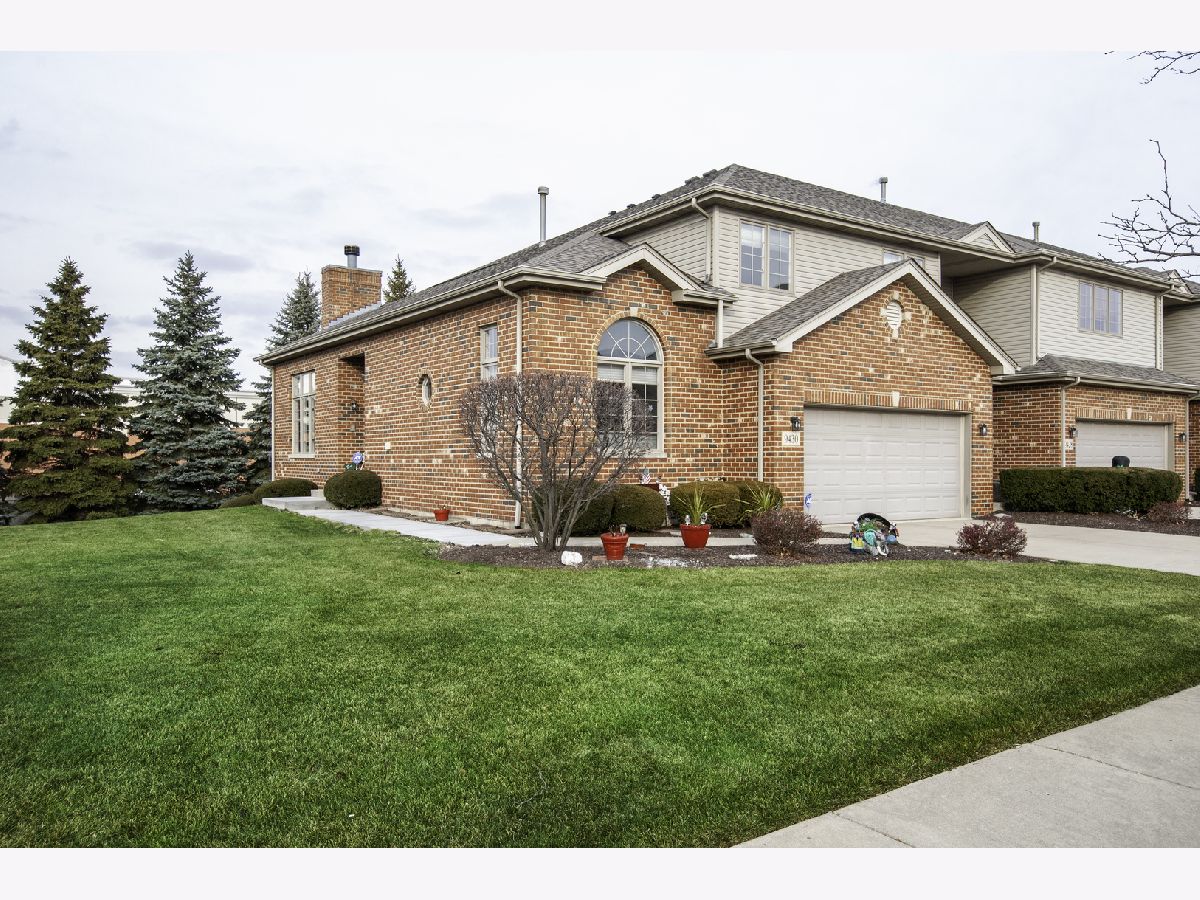 Townhomes Sold Caledonia Tinley Park Illinois, 9430 Caledonia