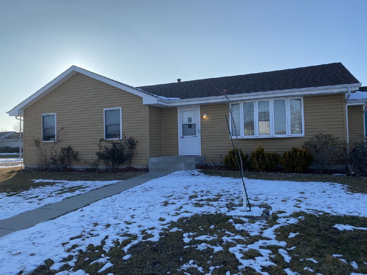 Homes Rented Cumberland Plainfield Illinois, 2105 Hastings