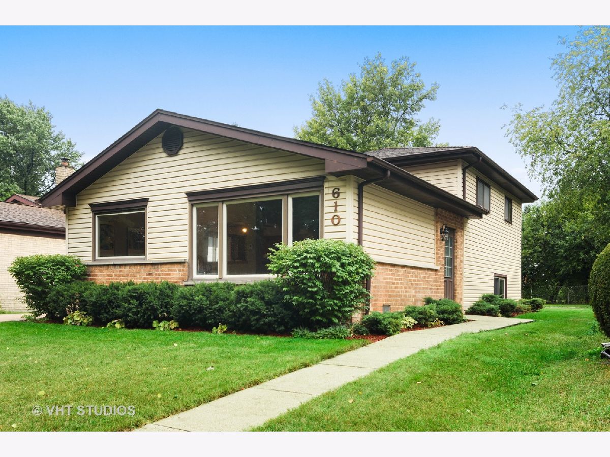 Homes Sold Park Manor Arlington Heights Illinois, 610 Mckinley