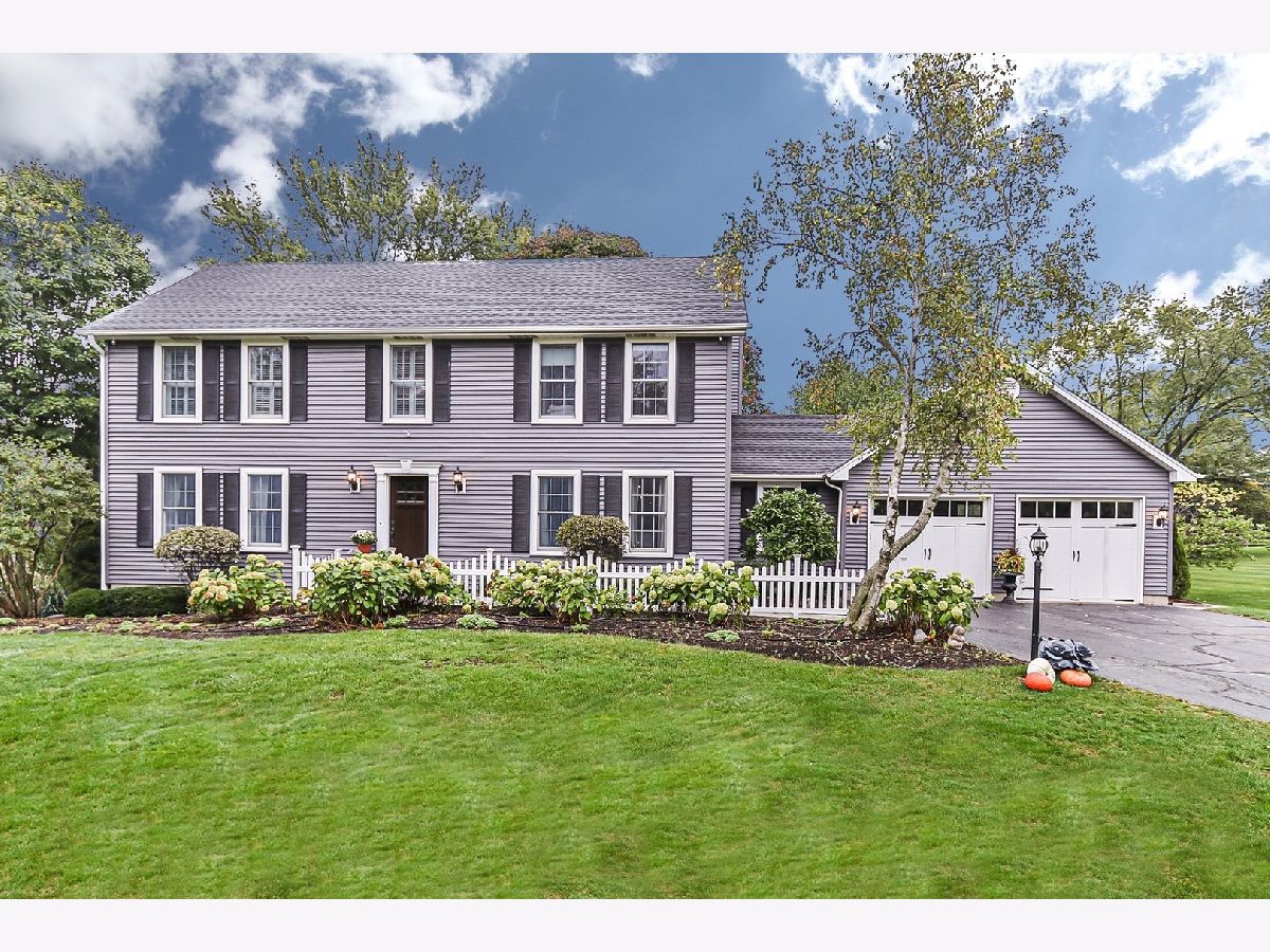 Homes Sold Fairhaven Barrington Illinois, 21118 Woodland