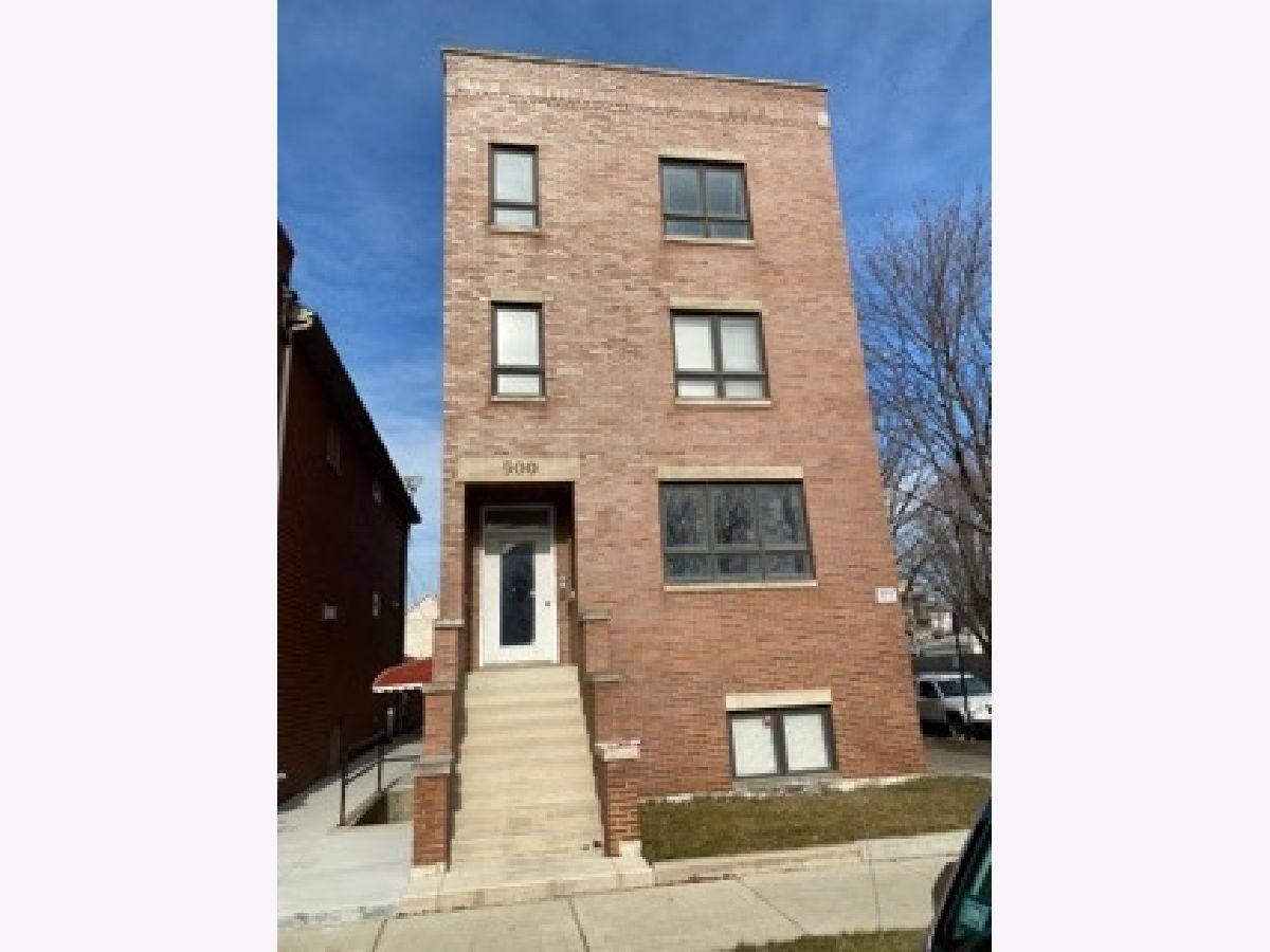 Homes & Condos & Townhomes Rented Canaryville Chicago Illinois, 500 45th