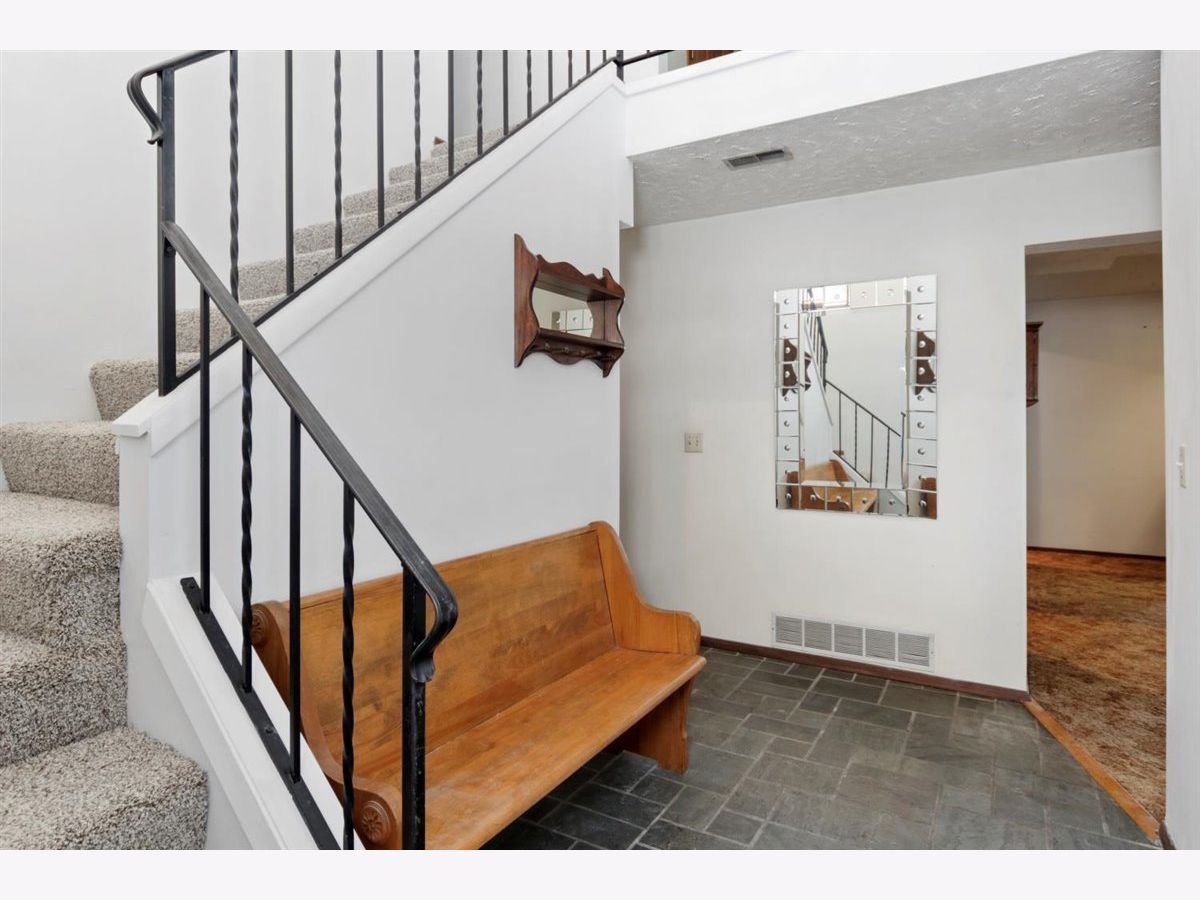 Homes Sold Linfell Normal Illinois, 1006 Norwood