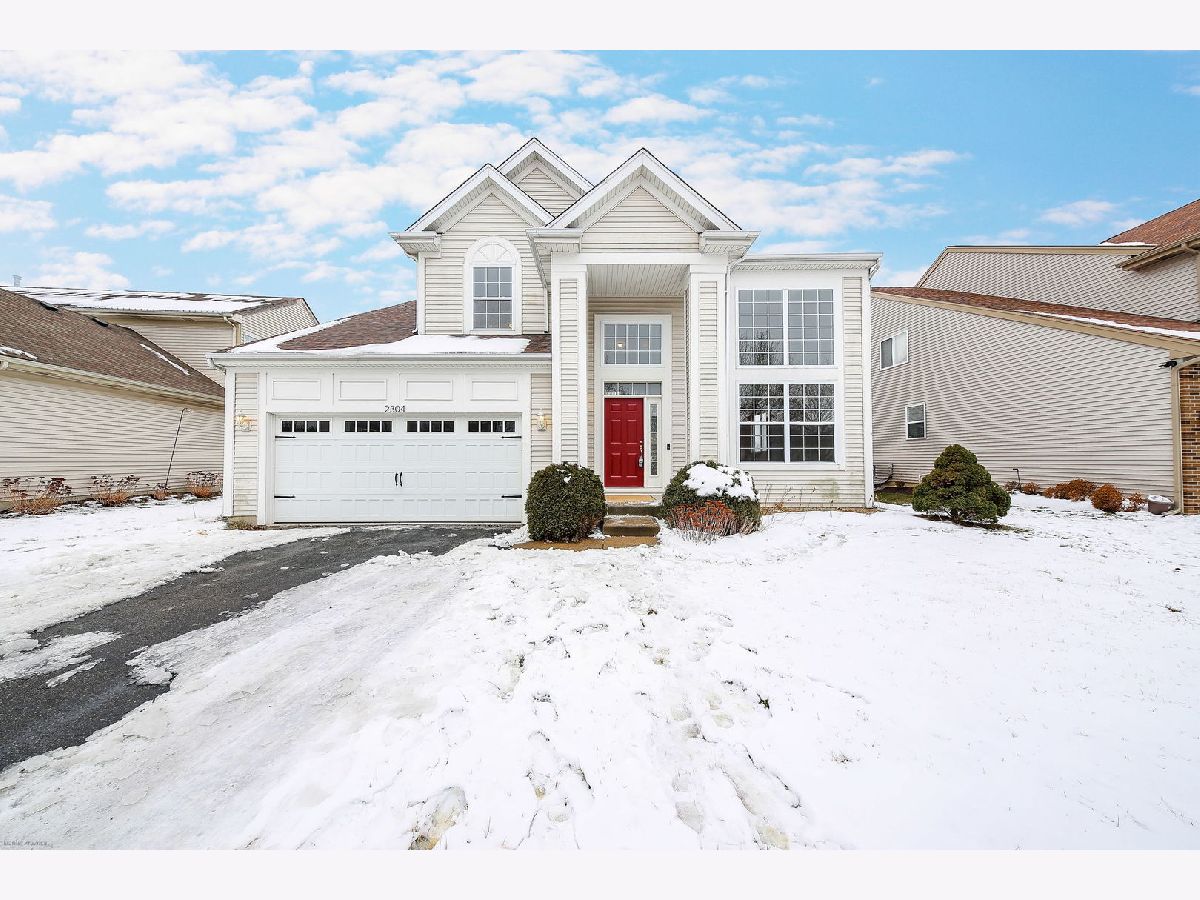Homes Sold Remington Crossing Aurora Illinois, 2304 Middlebury