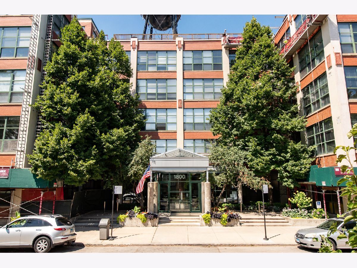 Condominiums Sold Pencil Factory Lofts Chicago Illinois, 1800 Roscoe