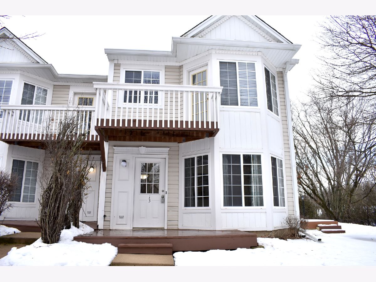 Townhomes & Condos Rented Treehouse In The Woods Round Lake Illinois, 13 Treehouse