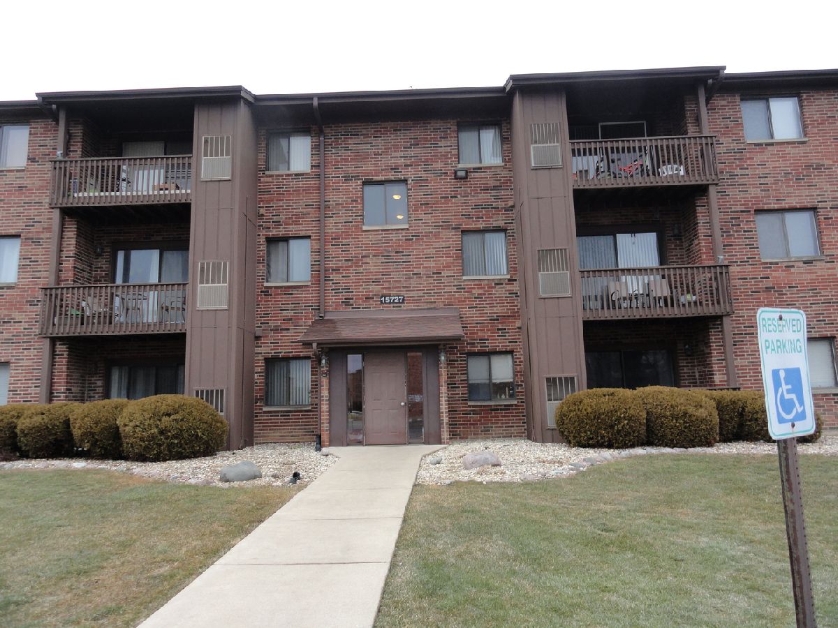 Condominiums Sold Shibui Oak Forest Illinois, 15727 Peggy