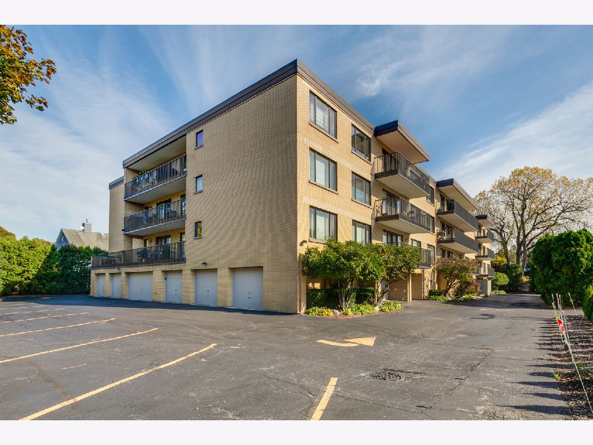 Condos & Townhomes Sold Mcdaniels Square Highland Park Illinois, 1534 Mcdaniels