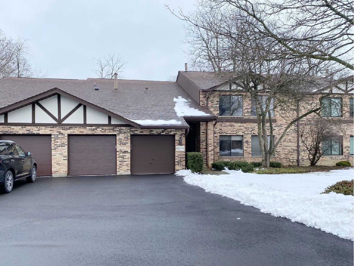 Condominiums Sold Oaks At Green Trails Lisle Illinois, 6283 Trinity