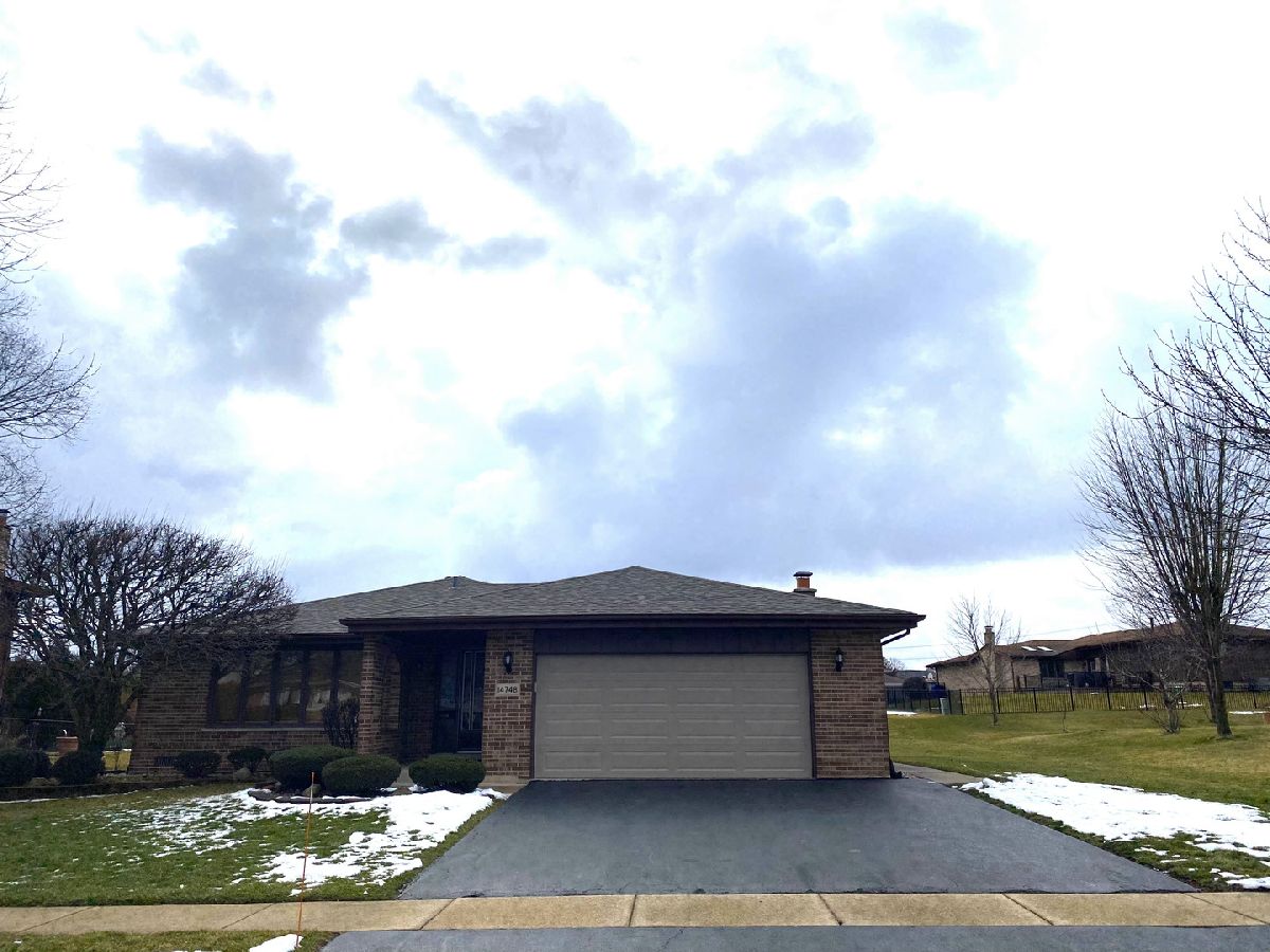 Homes Rented Pinewood Orland Park Illinois, 14748 Sprucecreek