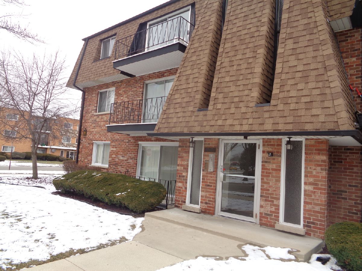 Condominiums Rented Keating Korners Oak Lawn Illinois, 10701 Keating