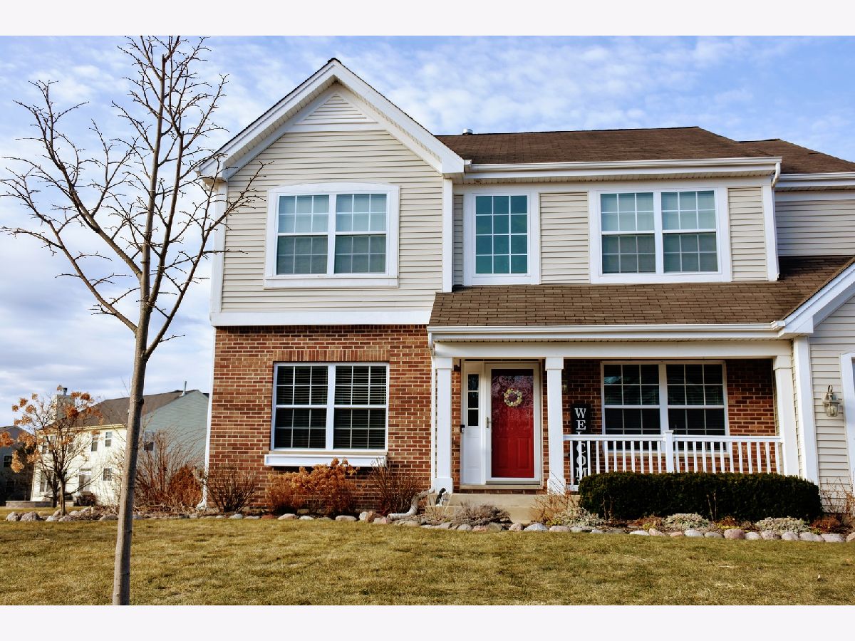 Homes Sold Prairie Woods Island Lake Illinois, 2355 Fen View