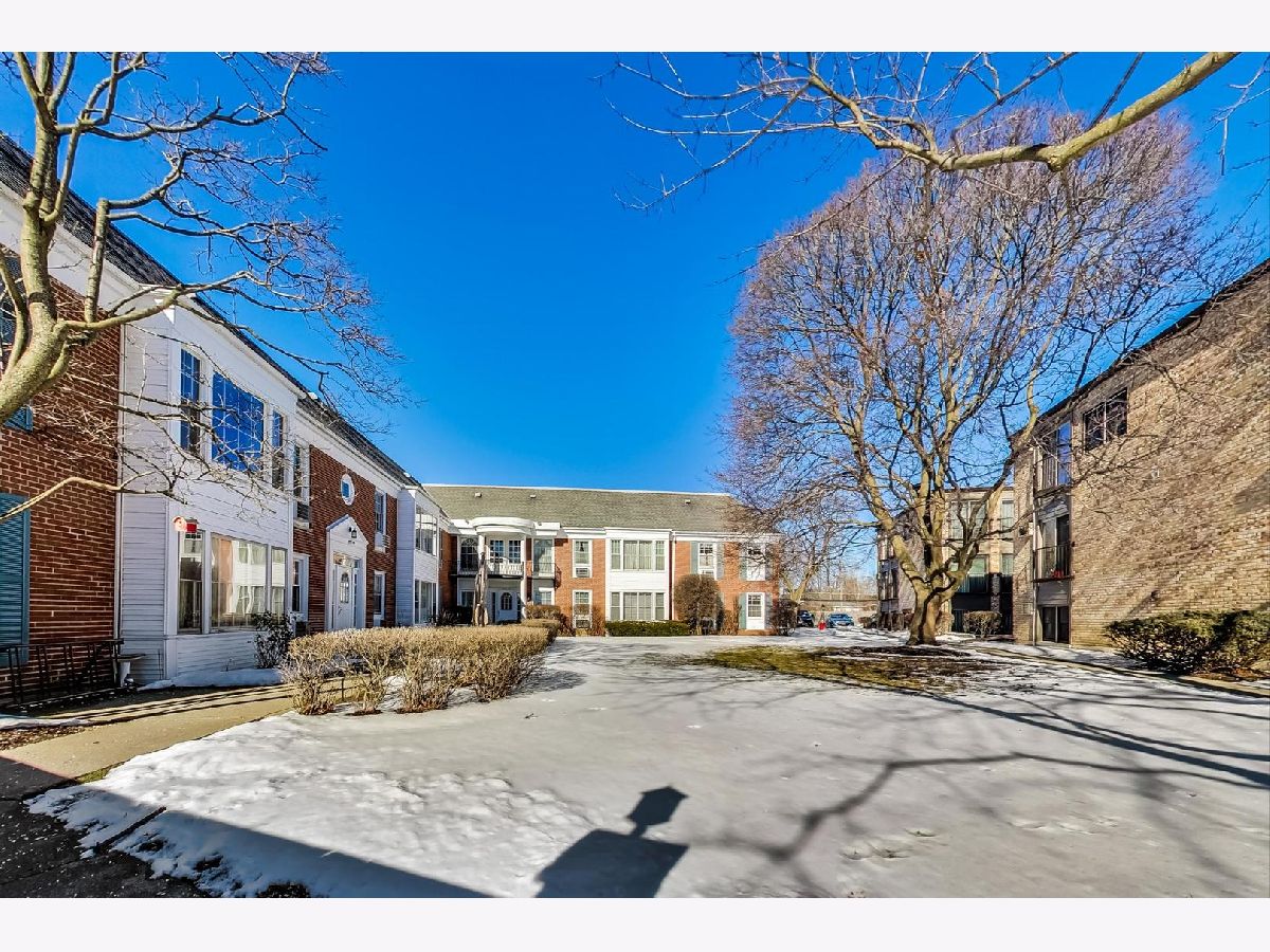 1994 Cherry Lane, Northbrook, Illinois 60062 MLS 10974184 WinterCohen