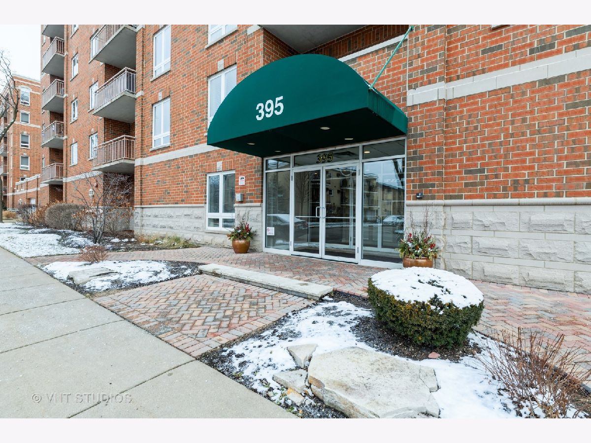 Condominiums Sold Monteclare Condominiums Des Plaines Illinois, 395 Graceland
