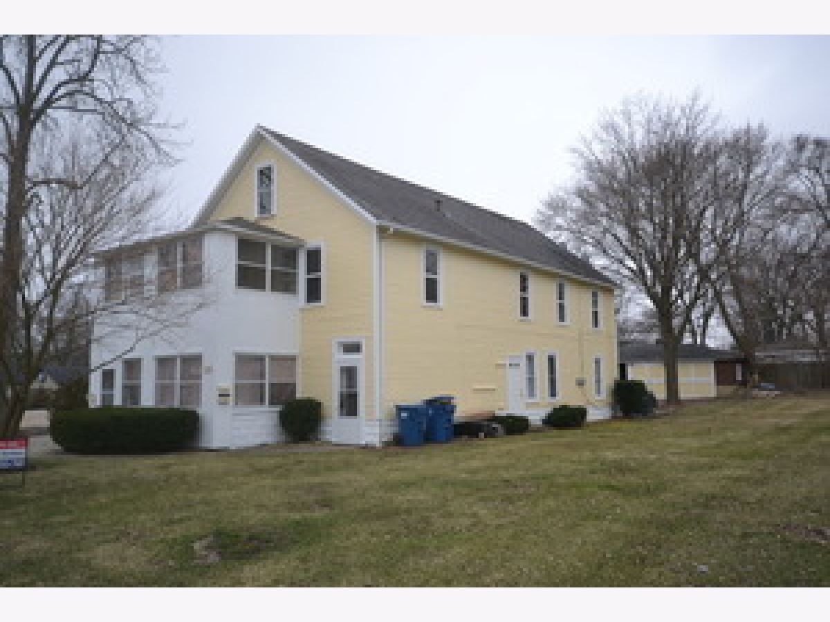  Rented Bartlett Illinois, 216 Oak