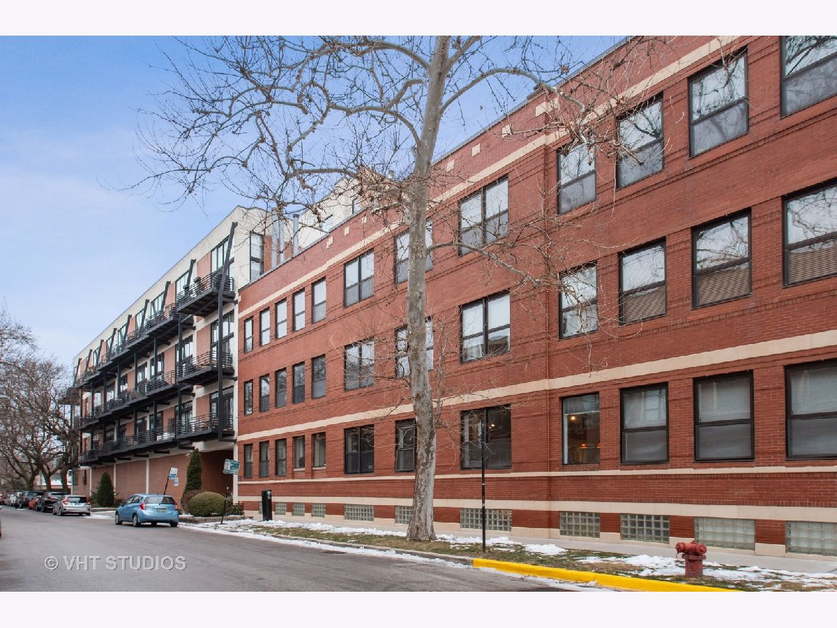 Condominiums Sold Willow Square Chicago Illinois, 2012 Saint Paul