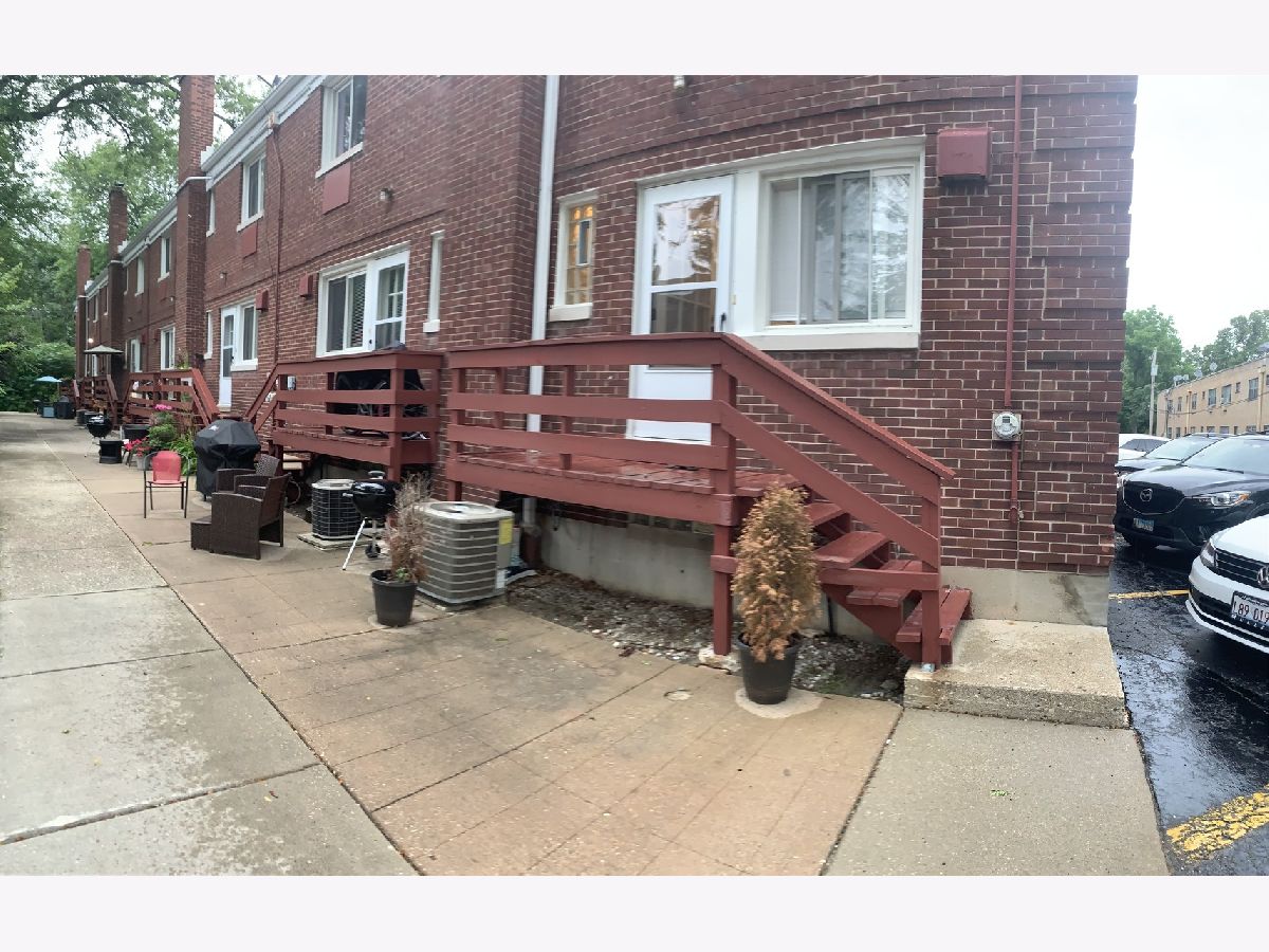 Condominiums Rented Deerfield Gardens Deerfield Illinois, 1185 Deerfield