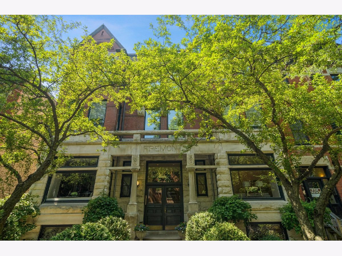 Condos & Townhomes Sold Altgeld Commons Chicago Illinois, 2250 Fremont