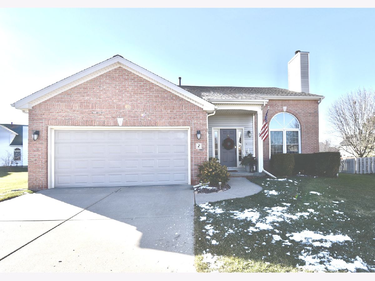 Homes Sold Eagle Crest North Bloomington Illinois, 2 Valley Brook
