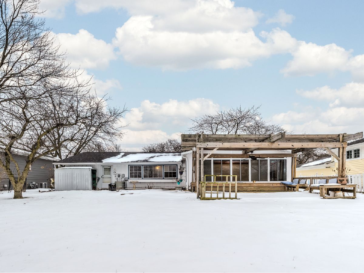 1008 Weathersfield Way, Schaumburg, Illinois 60193 MLS 10975971