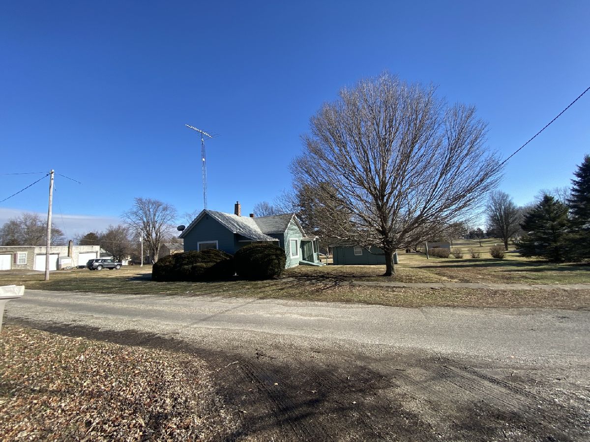  Sold Fairmount Illinois, 103 Park