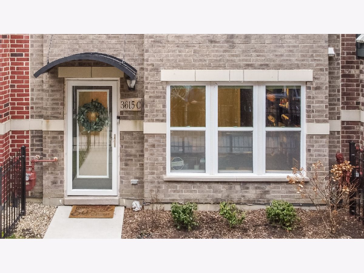 Townhomes Sold Lexington Square Chicago Illinois, 3615 Morgan