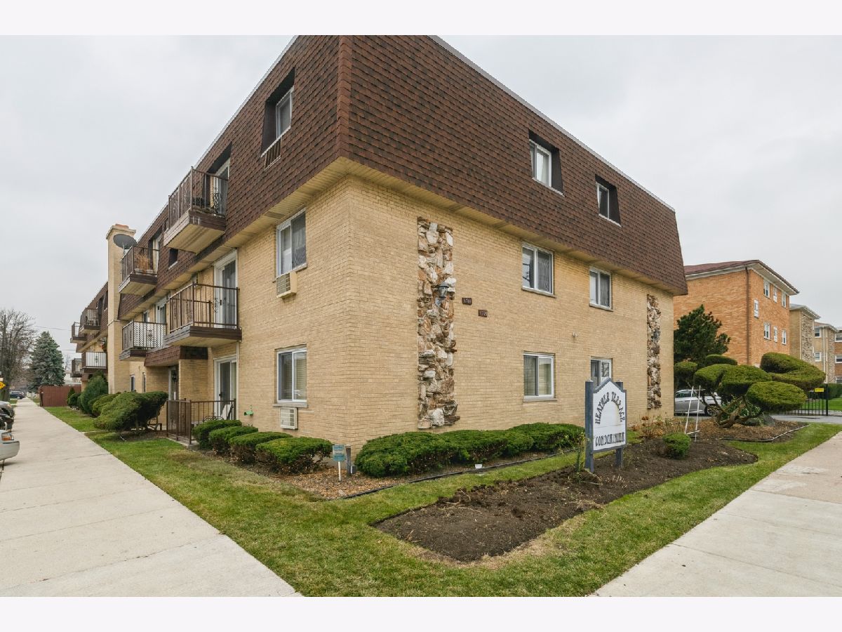 Condos & Townhomes Sold Heather Terrace Chicago Illinois, 6701 Irving Park
