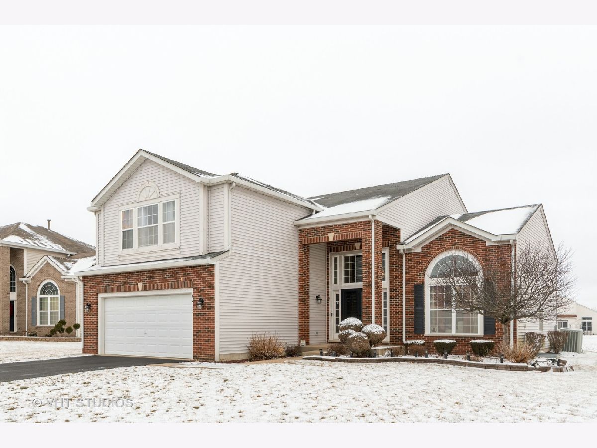 Townhomes & Homes Sold The Point At Gleneagle Matteson Illinois, 6412 Hummingbird