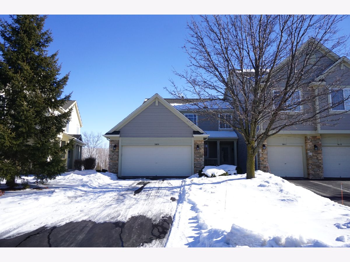 Condos & Townhomes Rented Sunset Ridge Loves Park Illinois, 7483 Thomas