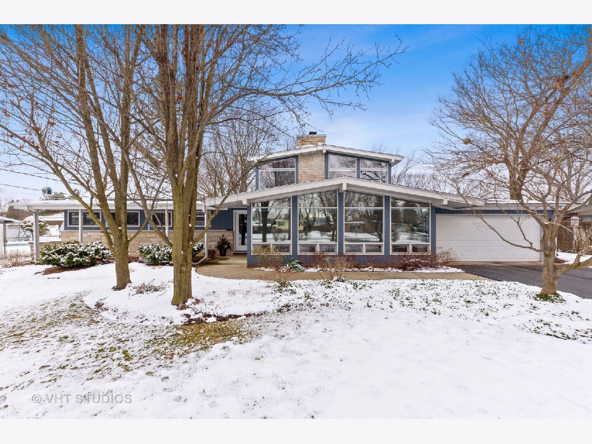 Homes Sold Lake Park Estates Palatine Illinois, 852 Martin
