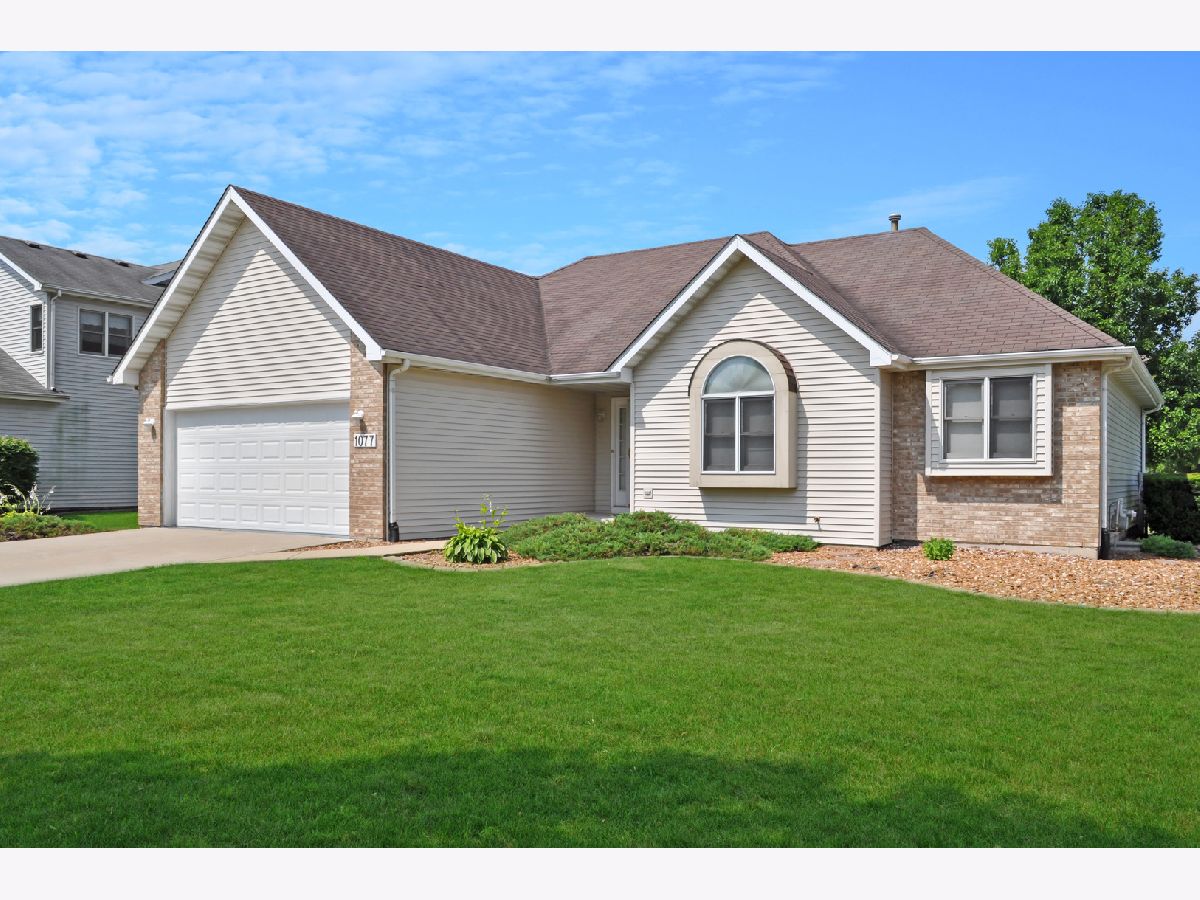 Condos & Townhomes & Homes Rented Chovan Estates Joliet Illinois, 1077 Chovan