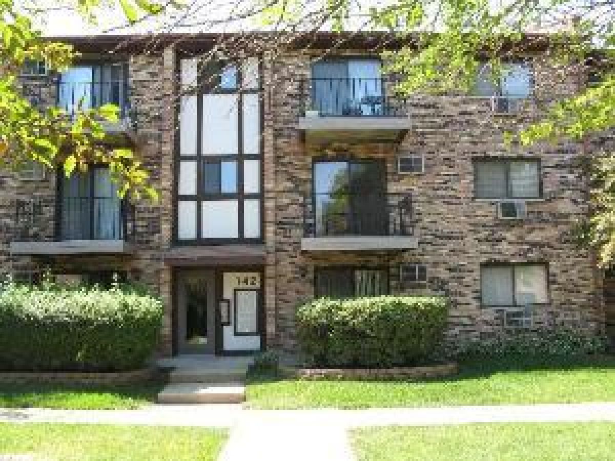 Condominiums Rented Klein Creek Carol Stream Illinois, 142 Klein Creek