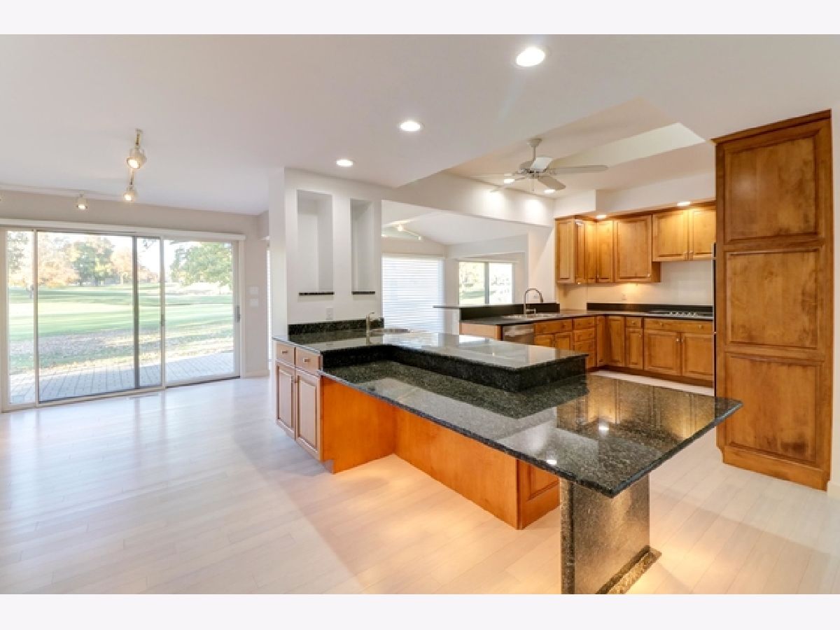 Homes Sold Carriage Place Champaign Illinois, 102 Greencroft
