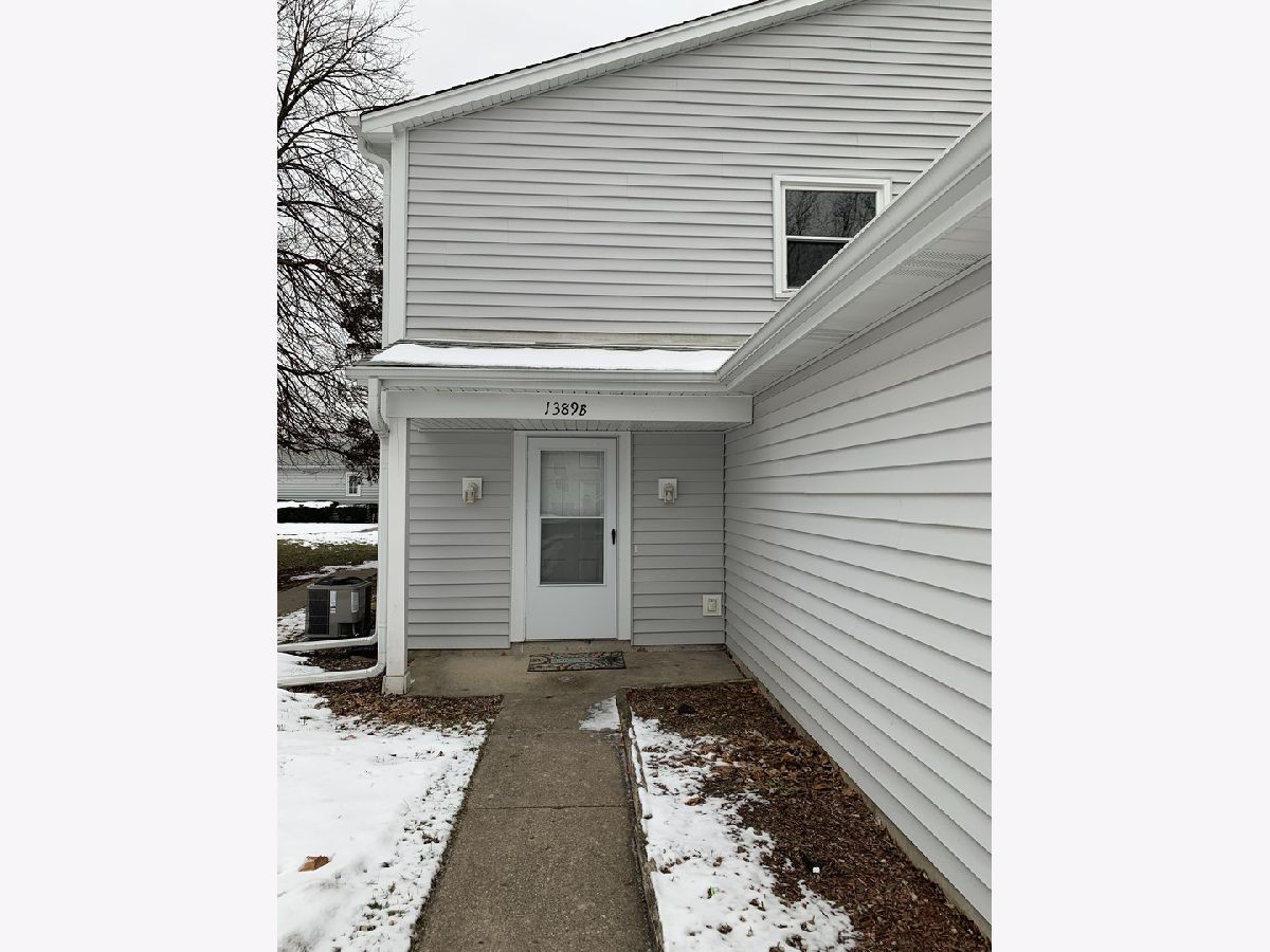 Townhomes & Condos Rented Ivy Glen Aurora Illinois, 1389 Glen