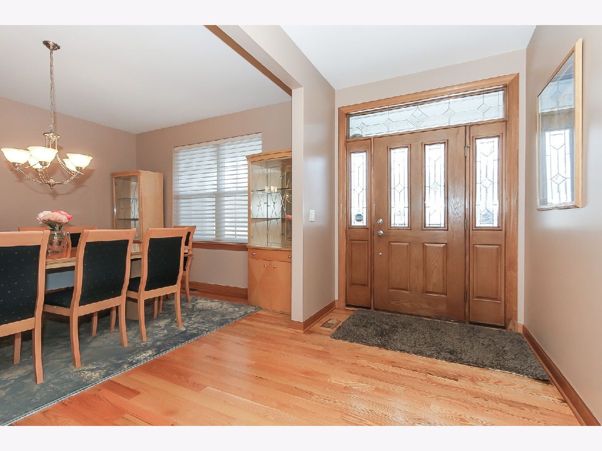 Homes & Townhomes Sold Liberty Lakes Estates Wauconda Illinois, 2268 Clearbrook