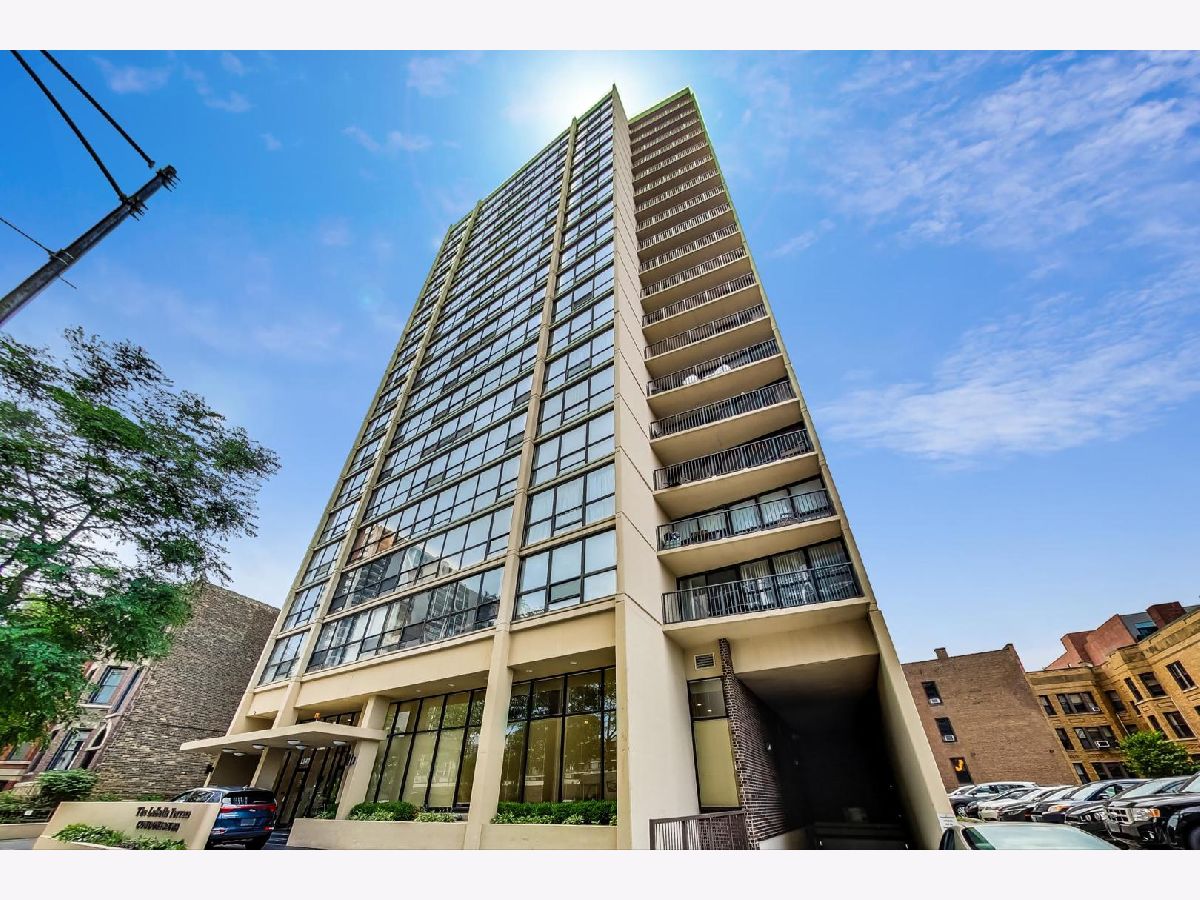 Condominiums Sold Lasalle Terrace Condominiums Chicago Illinois, 1540 La Salle