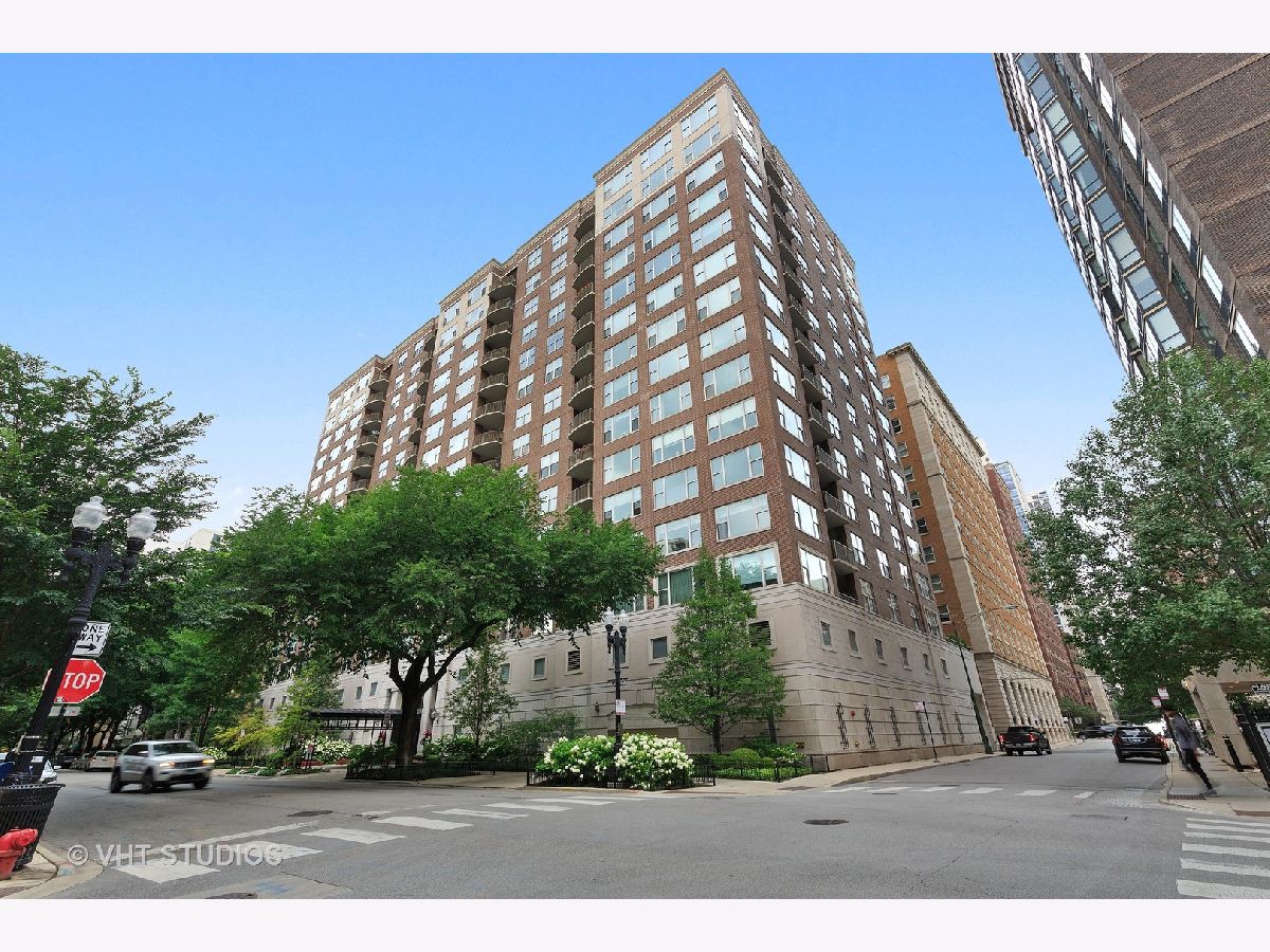 Condominiums Sold The Whitney Chicago Illinois, 1301 Dearborn
