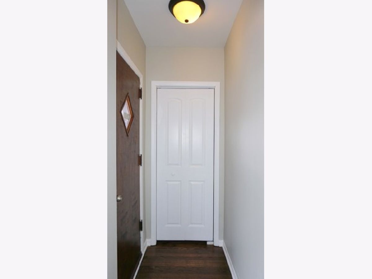 Homes & Condos & Townhomes Sold Montclare Gardens Chicago Illinois, 2823 Natchez