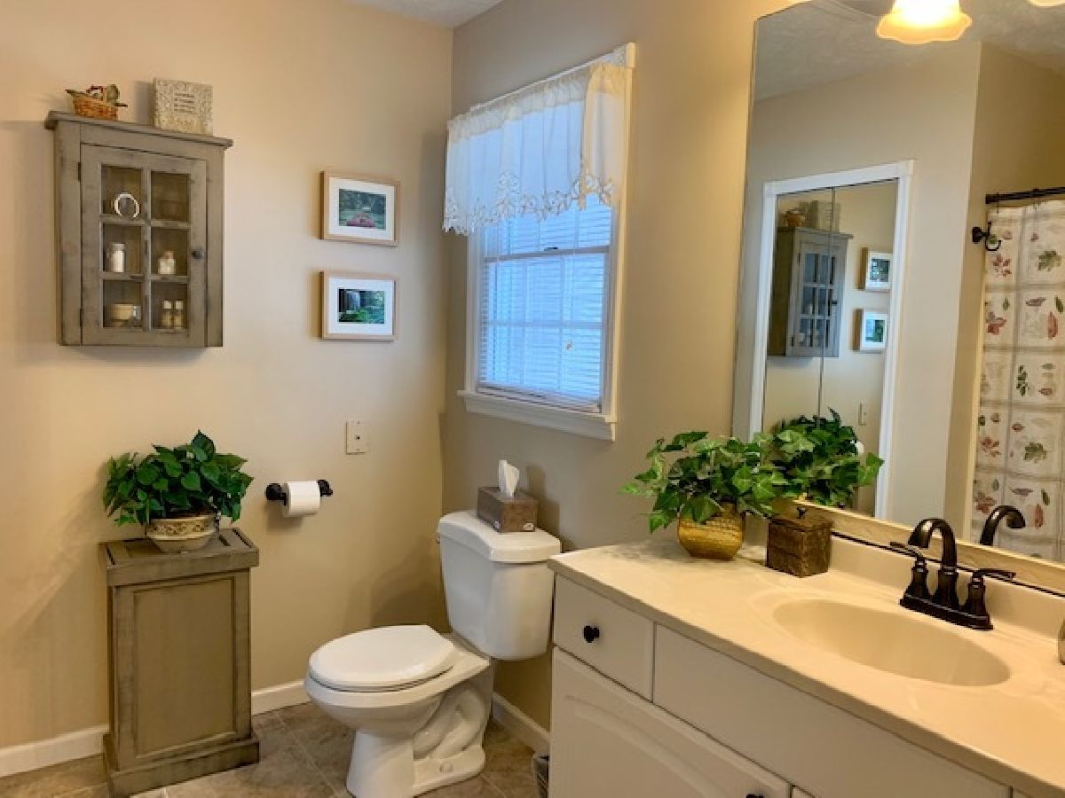 Homes Sold Woodfield South Mahomet Illinois, 101 South Mahomet